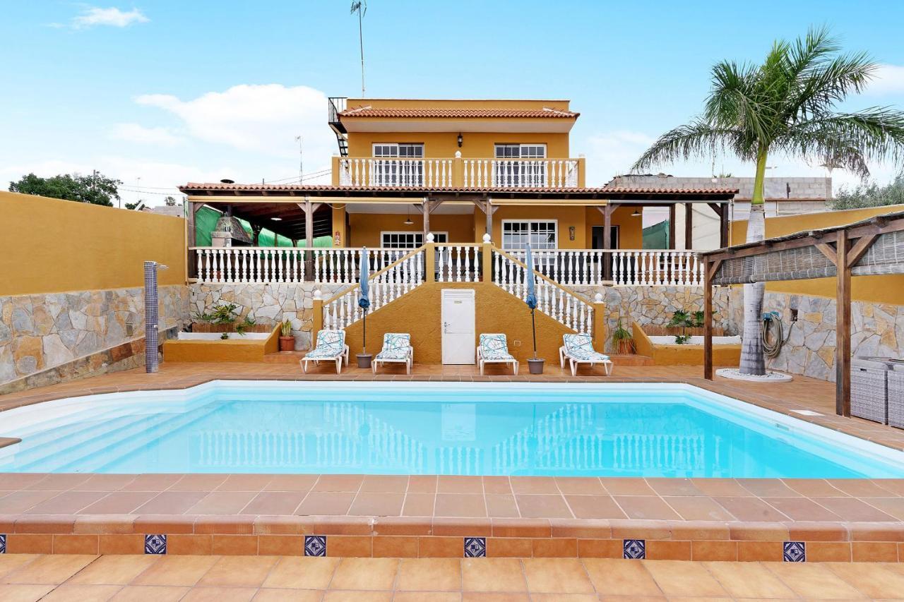 Villa Christisay ซาโลเบร ภายนอก รูปภาพ