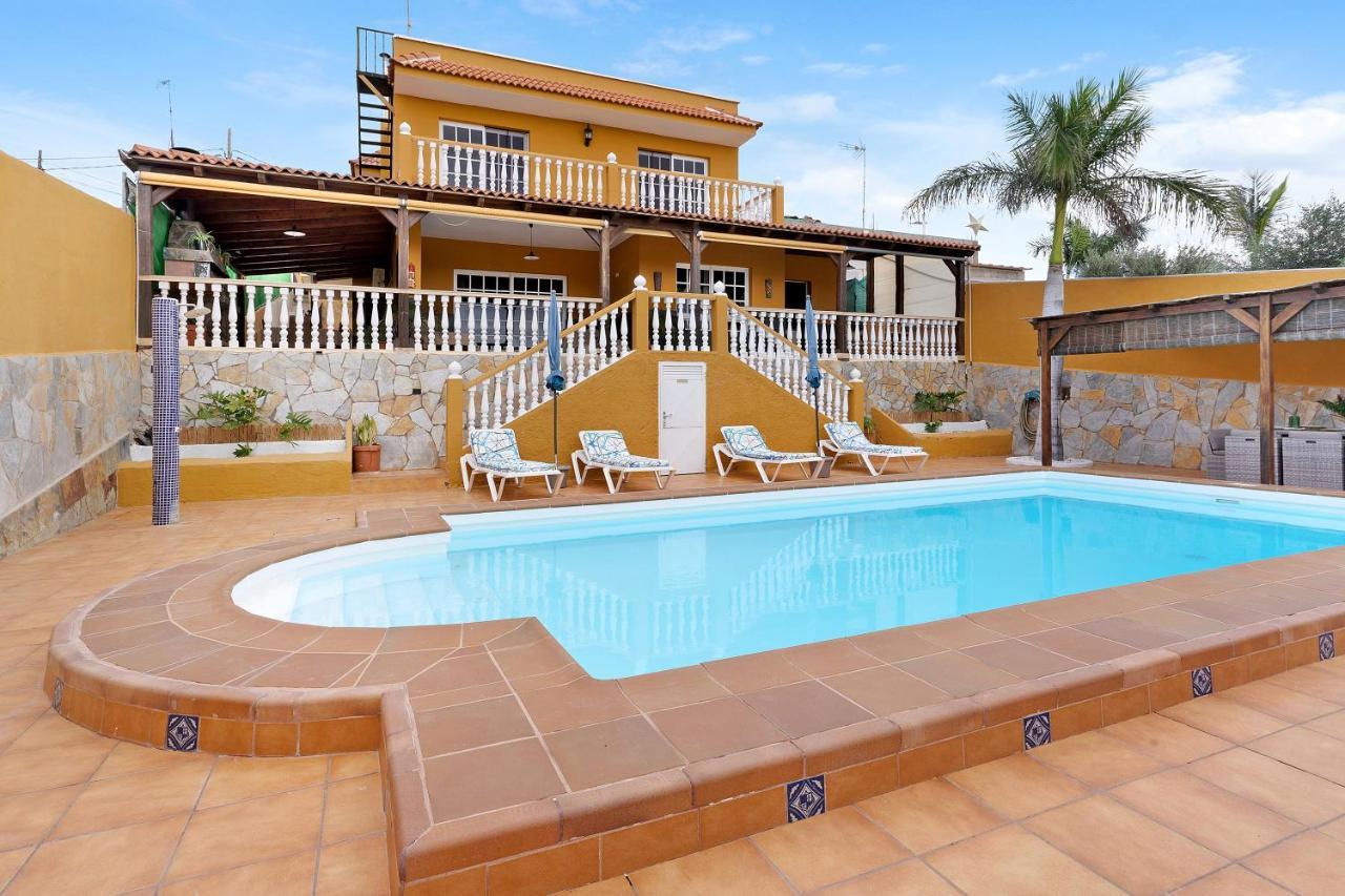 Villa Christisay ซาโลเบร ภายนอก รูปภาพ