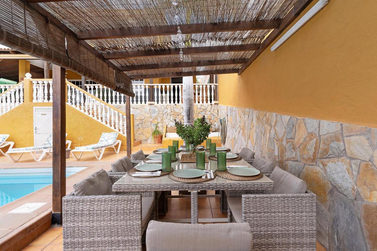 Villa Christisay ซาโลเบร ภายนอก รูปภาพ